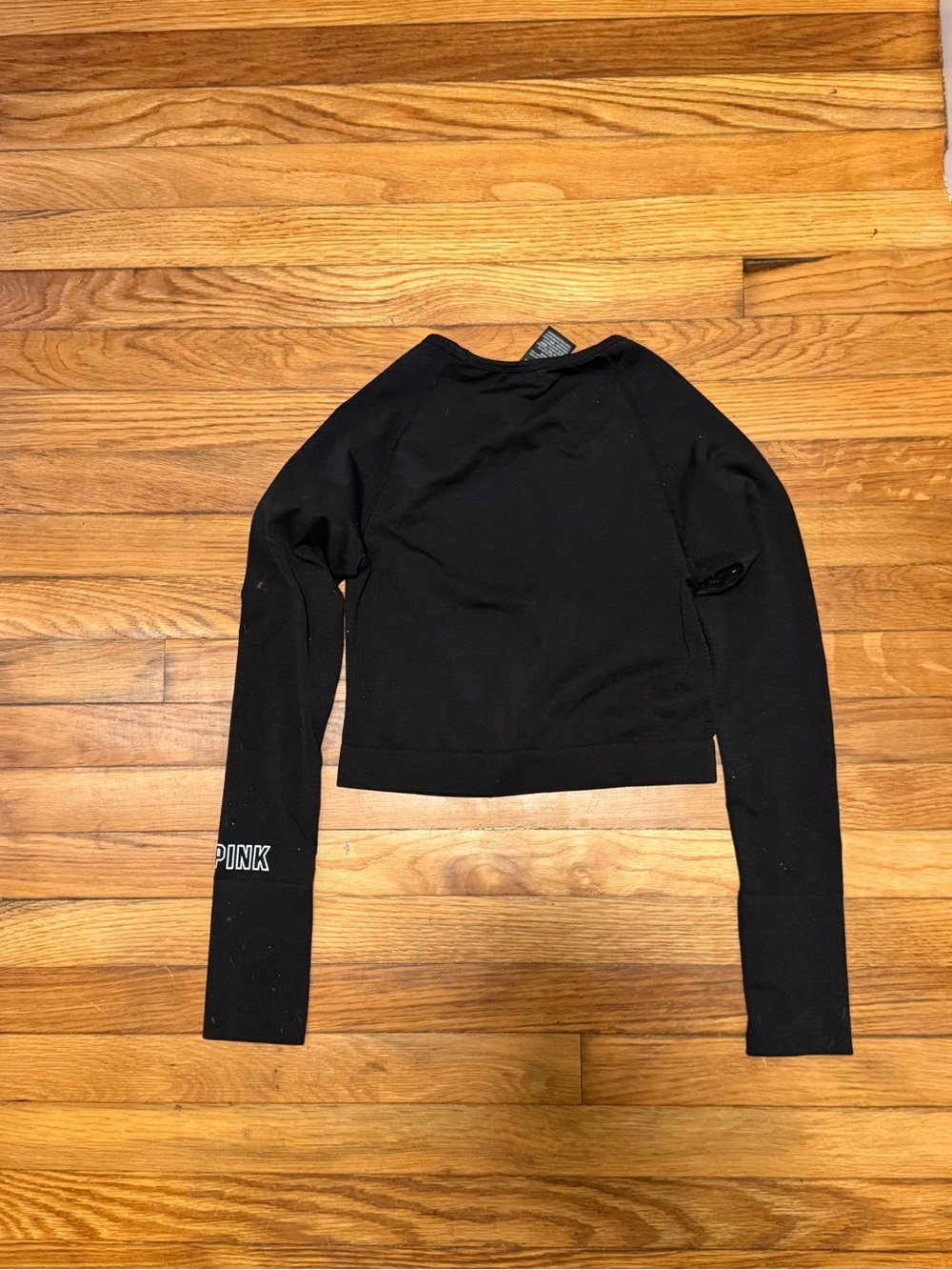 Victoria's Secret PINK Black Cropped Long-Sleeve activewear shirt